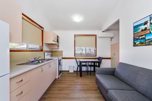 124FH Cook 2 08 Web